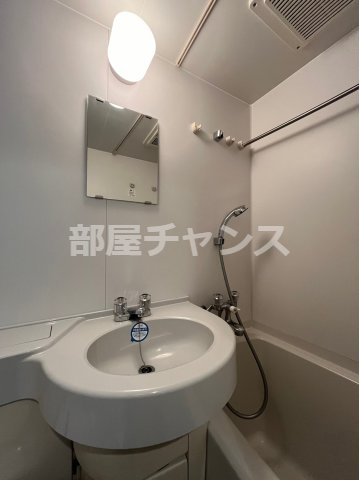 地下鉄鶴舞線 鶴舞駅 徒歩5分 13階建 築19年の内装写真