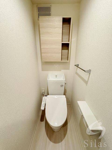 地下鉄四つ橋線 岸里駅 徒歩8分 3階建 築2年のトイレ写真