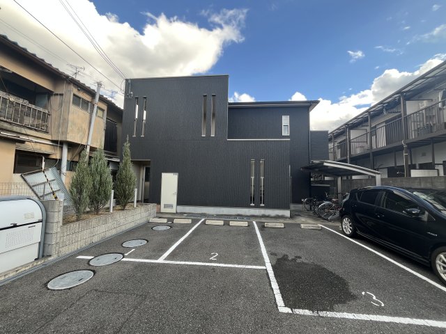 B s garden Higashikaizuka