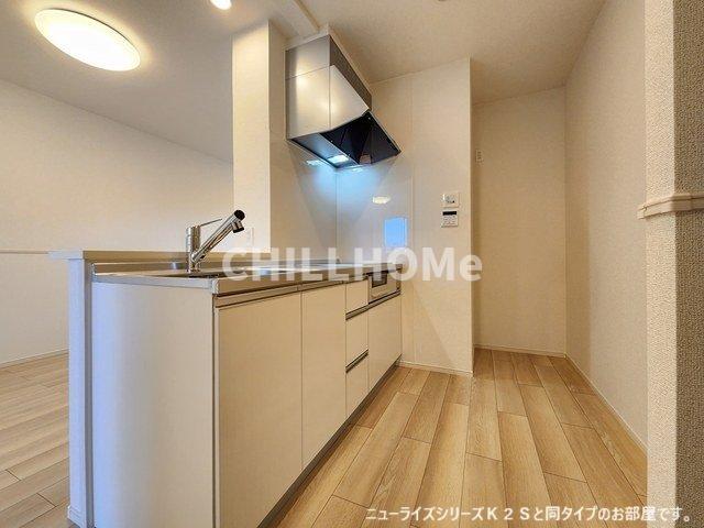 湘南新宿ライン高海 倉賀野駅 徒歩10分 2階建 築1年のキッチン写真
