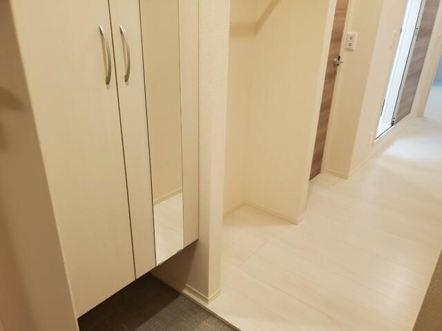 玄関　シンプルで使いやすい玄関です