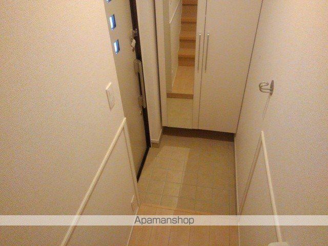 グランクレールDの玄関写真