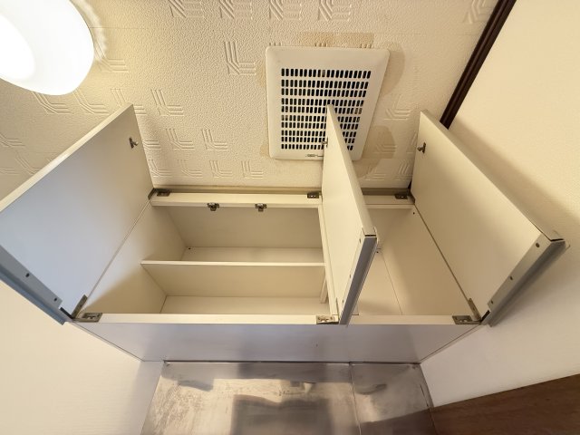 収納　キッチンの上には収納もございます！
