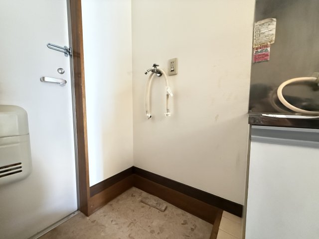その他設備　嬉しい室内洗濯機置き場です！