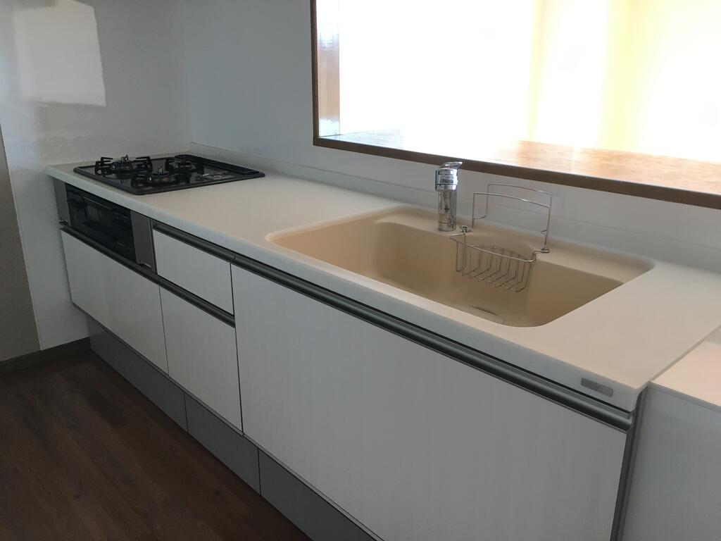 キッチン　写真は同タイプの別部屋です