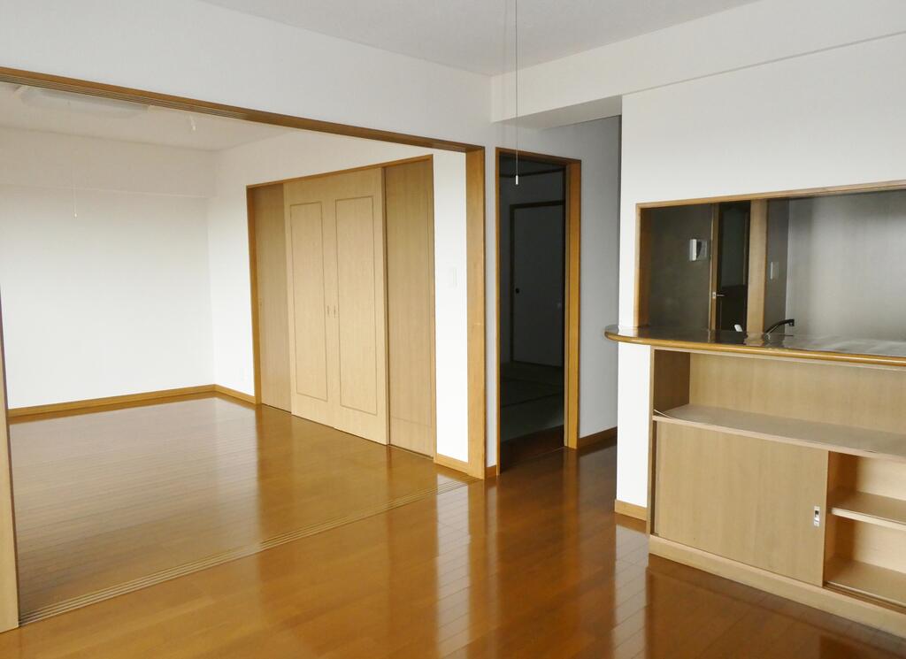 居室・リビング　写真は同タイプの別部屋です