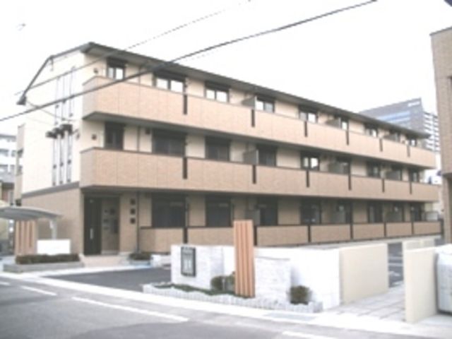京都市伏見区中島外山町のアパートの建物外観