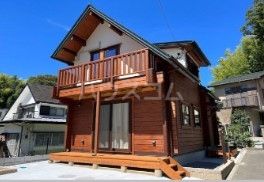 MACHIDA LOG BASEの建物外観