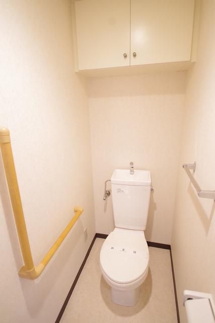 【横浜市青葉区奈良のマンションのトイレ】