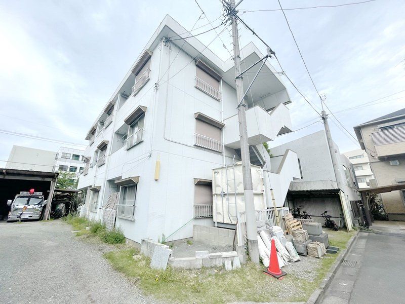 八王子市上野町のマンションの建物外観
