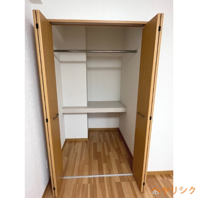 【名古屋市守山区大字下志段味のマンションの収納】