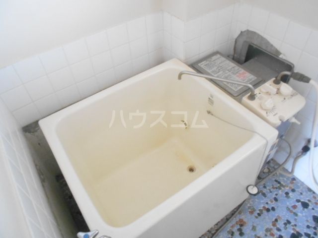 【柳沢コーポラスのバス・シャワールーム】