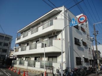 ロイヤルハイム八芳園の建物外観