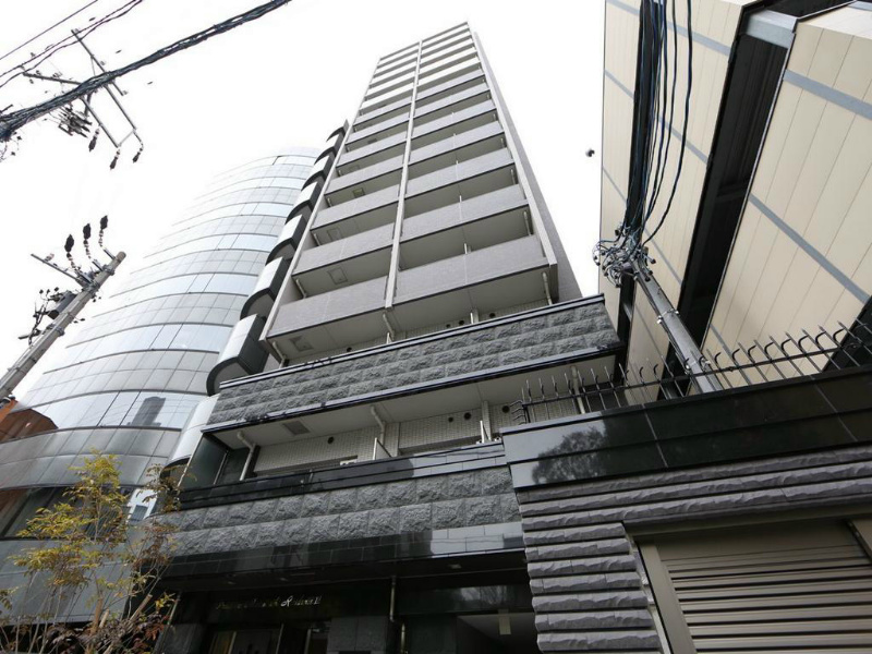 【名古屋市中区丸の内のマンションの建物外観】