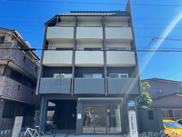 GANET　RESIDENCE　北野白梅一番の建物外観