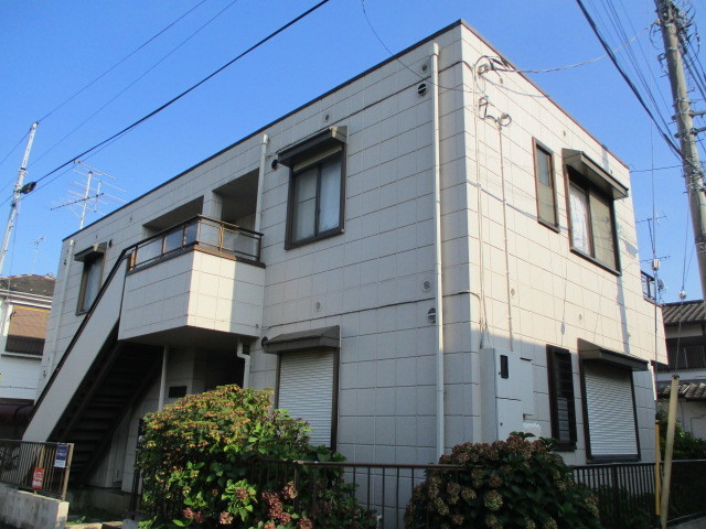 【世田谷区船橋のマンションの建物外観】