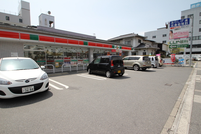 コンビニ　サンクス広島南観音店（コンビニ）まで516m