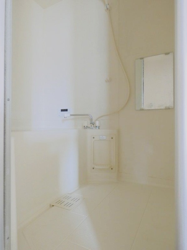 バス・シャワールーム　図面と現状に相違がある場合には現状を優先