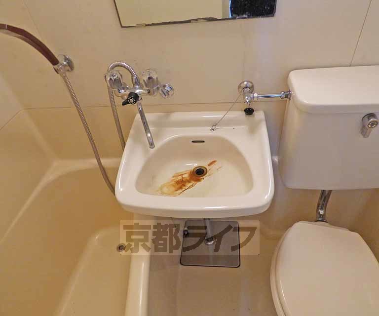 洗面設備　洗面台です。