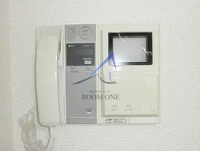 セキュリティ　モニター付きインターホンです。