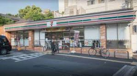 コンビニ　セブンイレブン 文京春日1丁目店（コンビニ）まで129m
