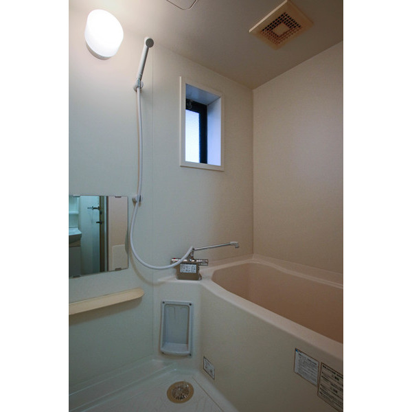 バス・シャワールーム　同じ敷地内別なお部屋