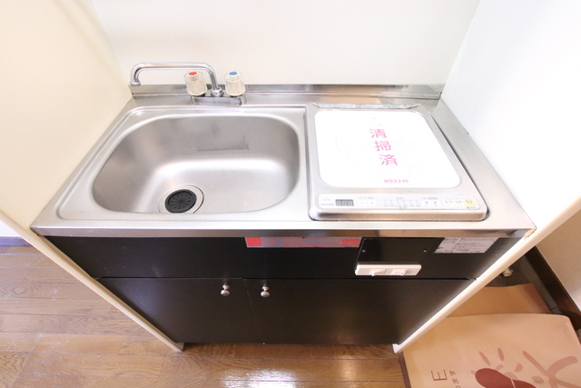 キッチン　ＩＨコンロ１口設置済みです♪