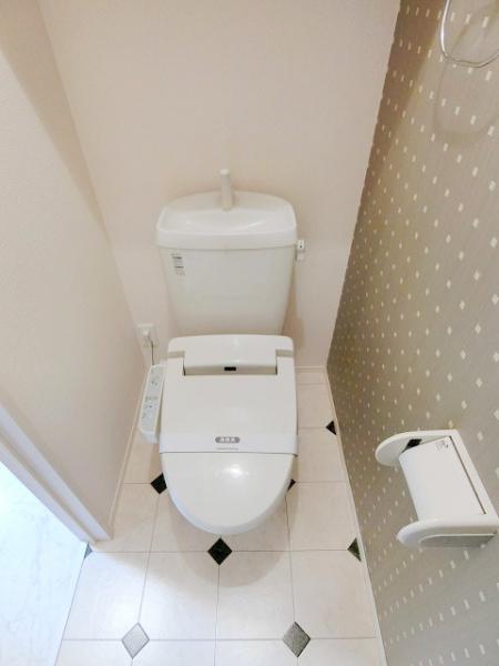 トイレ　写真は別のお部屋です。