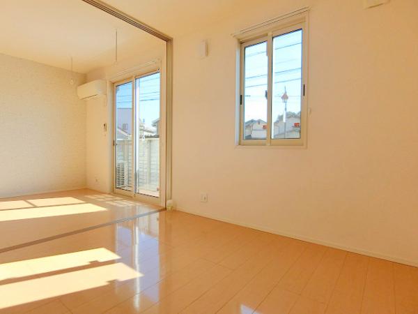 居室・リビング　内装