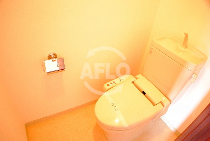 トイレ　カスタリア阿倍野　温水洗浄便座