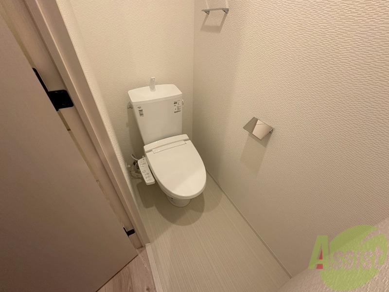 トイレ　シャワートイレになっているので快適です！