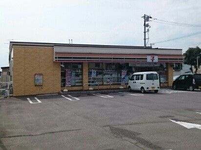 コンビニ　セブンイレブン函館桔梗３丁目店（コンビニ）まで350m