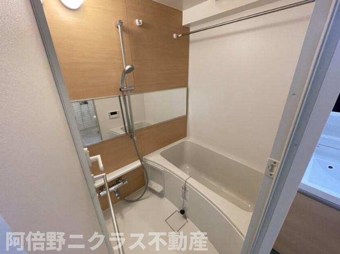 バス・シャワールーム　内装は同シリーズ参考写真です。カラーパターンが異なる可能性が