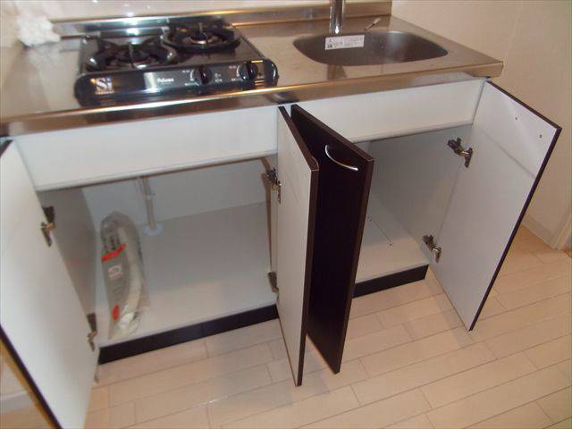 その他部屋・スペース　キッチン下部