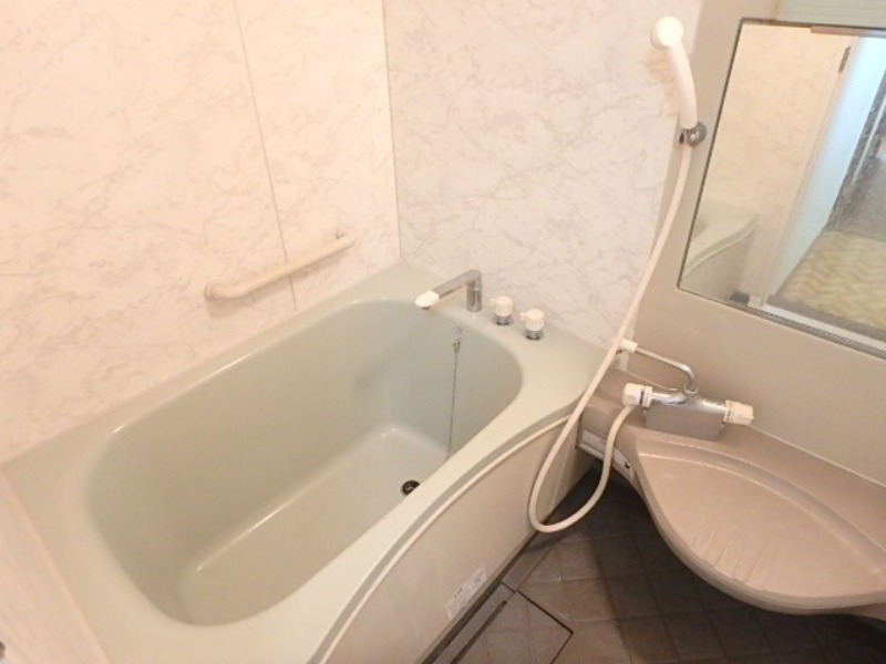 バス・シャワールーム　図面と現状に相違がある場合には現状を優先