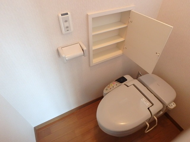 トイレ　図面と現状に相違がある場合には現状を優先