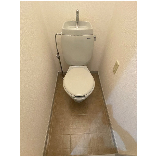 トイレ　バス・トイレ別です