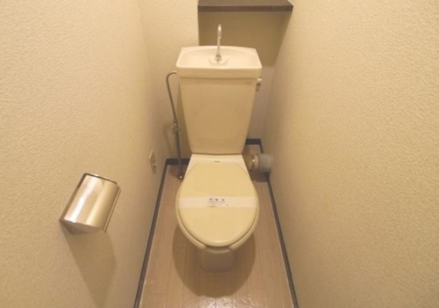 トイレ　別部屋参照