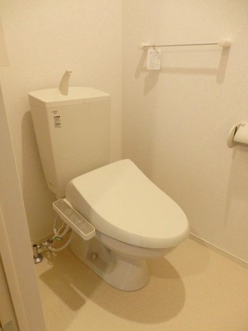 トイレ　コンパクトで使いやすいトイレです