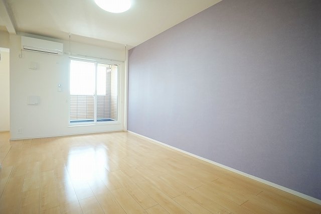 居室・リビング　おしゃれな居間です