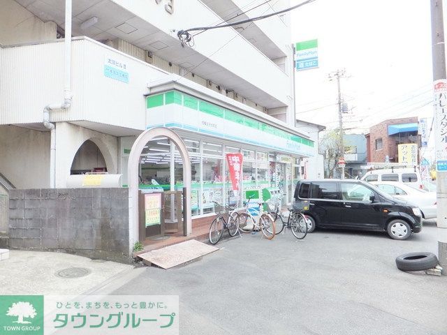 コンビニ　ファミリーマート相模女子大前店（コンビニ）まで362m