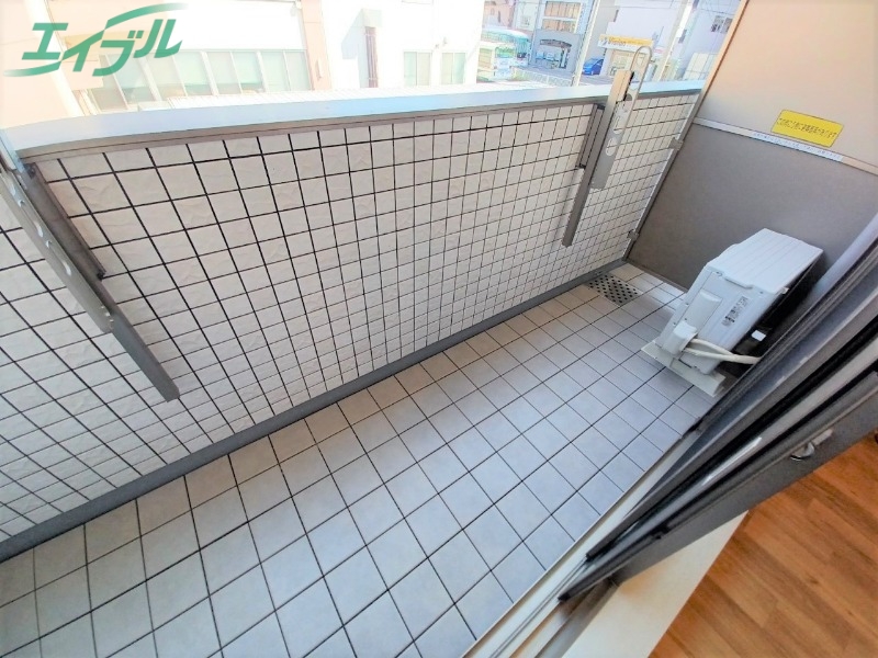 バルコニー　同型参考写真