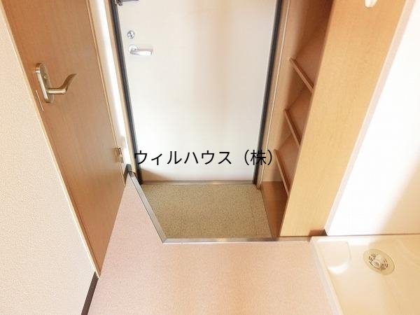 玄関　シューズボックスあり！