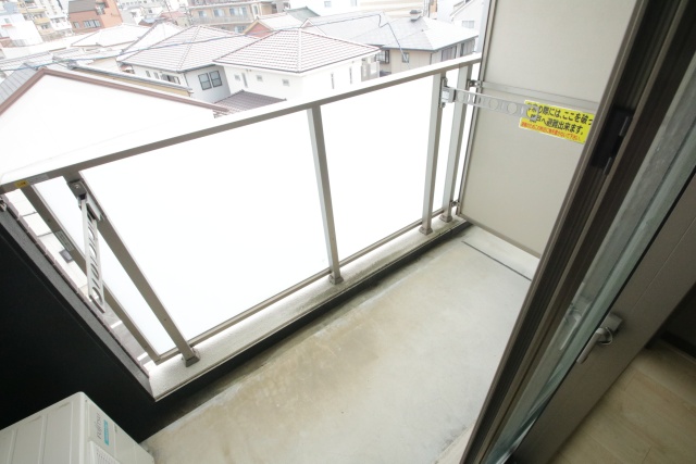 バルコニー　※別室の参考写真の為、現況優先です。