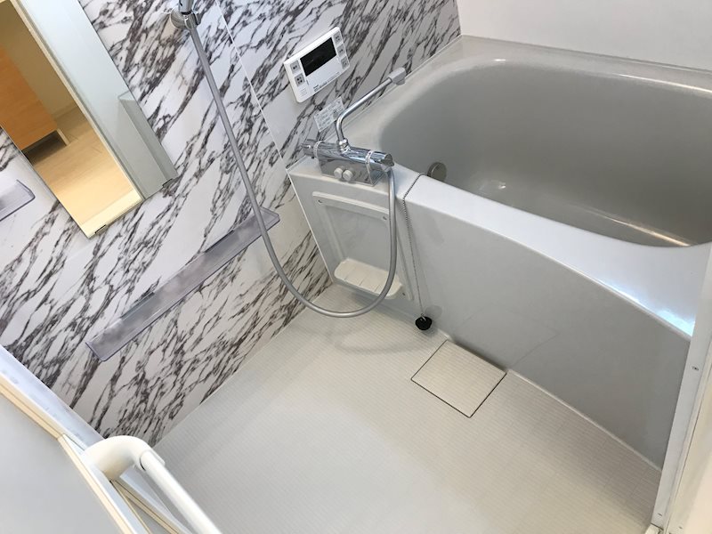 バス・シャワールーム