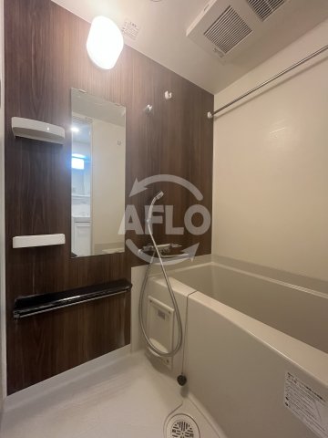 バス・シャワールーム　ライフフィールド塚本Grace　浴室