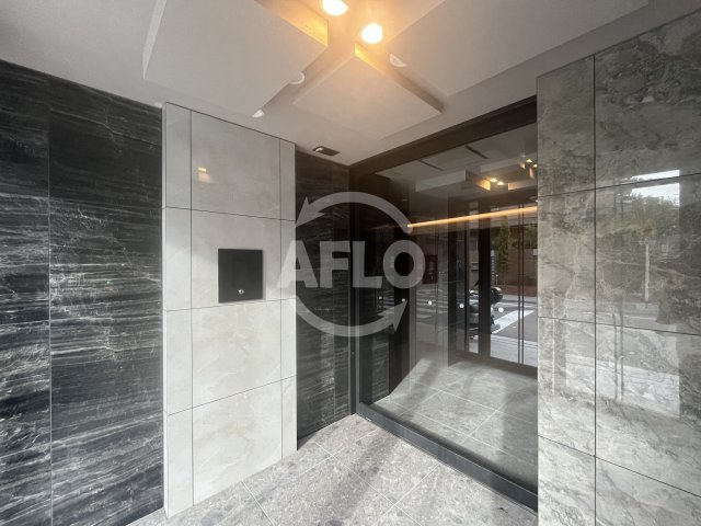 エントランス　ライフフィールド塚本Grace　エントランス