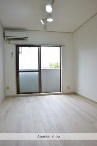 居室・リビング　※別号室参考写真 先行申込受付中♪お電話がご案内スムーズです