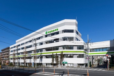 病院　社会医療法人財団仁医会牧田総合病院（病院）まで715m