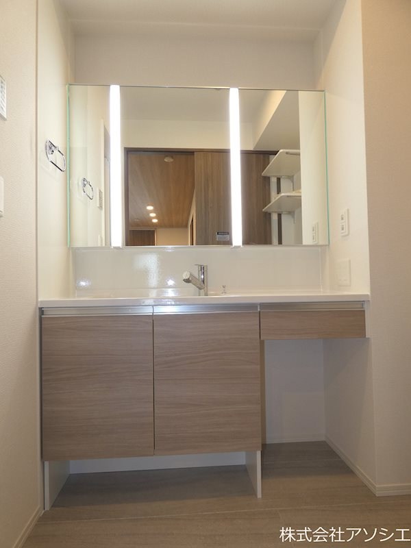 洗面設備　※写真は同型タイプイメージになります。